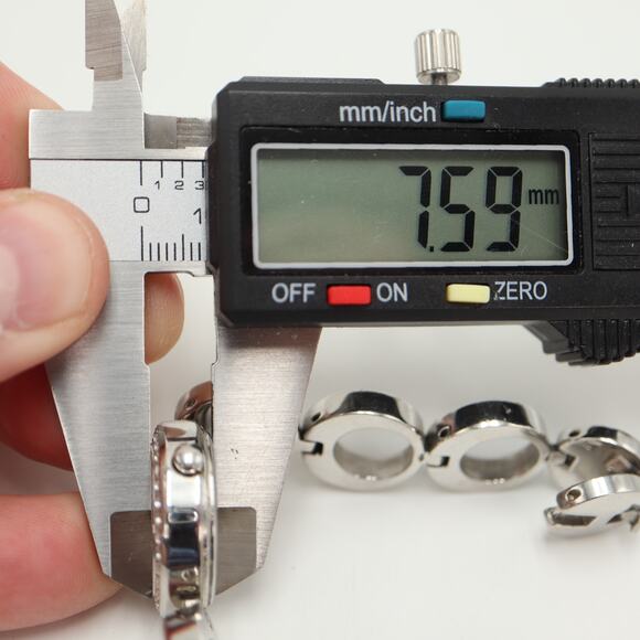 DKNY Womens Silver Tone Jeweled 24mm Watch Circle Link Bracelet w New Battery - Picture 3 of 14